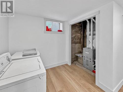 1326 Parcel Street, Merritt, BC - Indoor Photo Showing Laundry Room