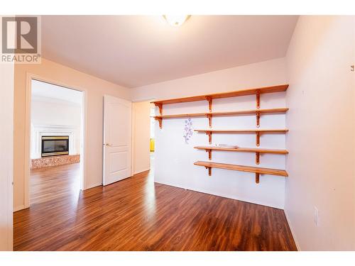 130 Chatham St Street Unit# 101, Nelson, BC - Indoor Photo Showing Other Room With Fireplace