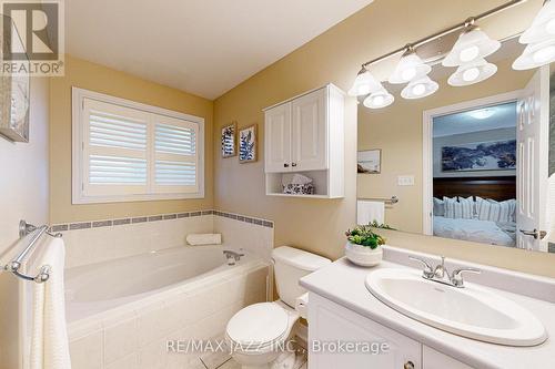 3396 Garrard Road, Whitby (Rolling Acres), ON - Indoor Photo Showing Bathroom