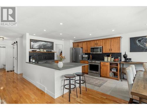 715 Barrera Road Unit# 8, Kelowna, BC - Indoor Photo Showing Kitchen With Stainless Steel Kitchen