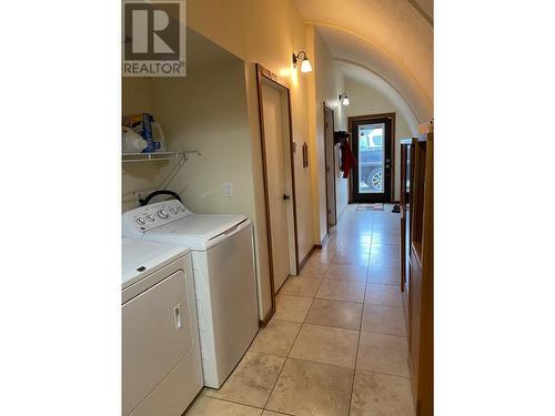 1910 Hulme Creek Road, Rock Creek, BC - Indoor Photo Showing Laundry Room