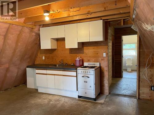 1910 Hulme Creek Road, Rock Creek, BC - Indoor Photo Showing Kitchen