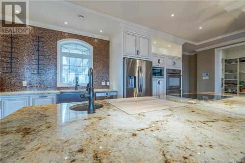 1602 Queen Elizabeth Drive, Bathurst, NB - Indoor Photo Showing Kitchen