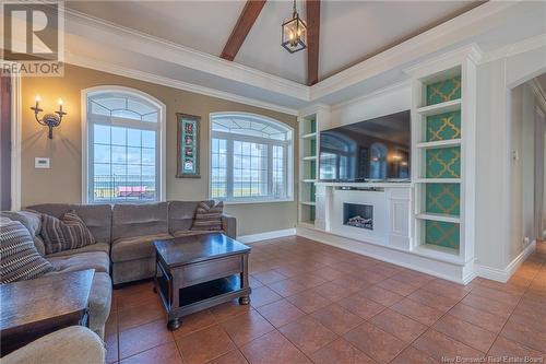 1602 Queen Elizabeth Drive, Bathurst, NB - Indoor Photo Showing Living Room