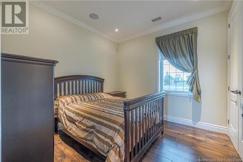 1602 Queen Elizabeth Drive, Bathurst, NB - Indoor Photo Showing Bedroom