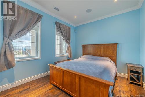 1602 Queen Elizabeth Drive, Bathurst, NB - Indoor Photo Showing Bedroom