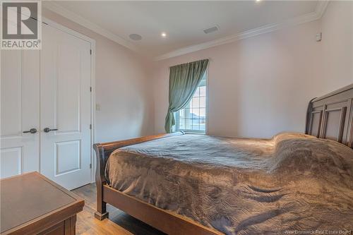 1602 Queen Elizabeth Drive, Bathurst, NB - Indoor Photo Showing Bedroom