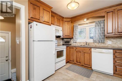 45 Lindsay Street, Riverview, NB - Indoor Photo Showing Kitchen