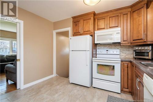 45 Lindsay Street, Riverview, NB - Indoor Photo Showing Kitchen