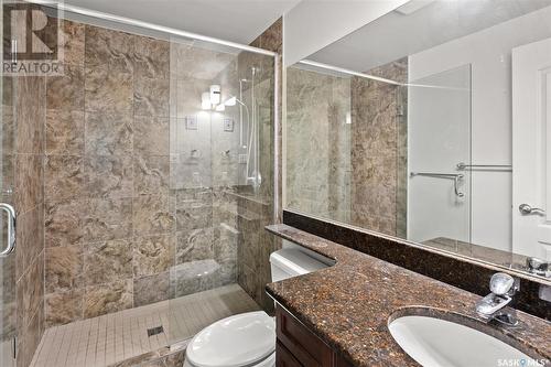 131 623 Saskatchewan Crescent W, Saskatoon, SK - Indoor Photo Showing Bathroom