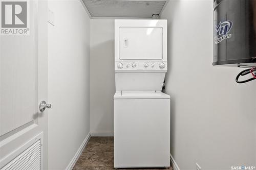 131 623 Saskatchewan Crescent W, Saskatoon, SK - Indoor Photo Showing Laundry Room