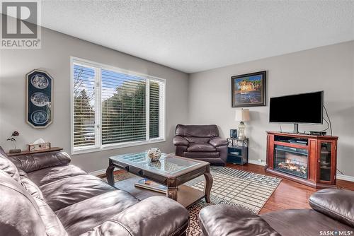 226 Rossmo Road, Saskatoon, SK - Indoor Photo Showing Living Room With Fireplace