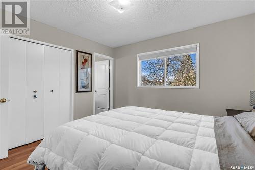 226 Rossmo Road, Saskatoon, SK - Indoor Photo Showing Bedroom