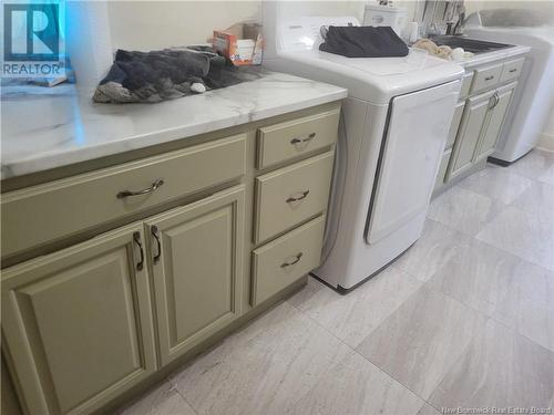 59 Boyd, Salisbury, NB - Indoor Photo Showing Laundry Room