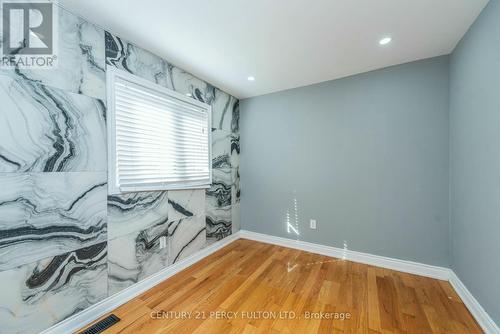 14 Sewells Lane, Brampton, ON - Indoor Photo Showing Other Room