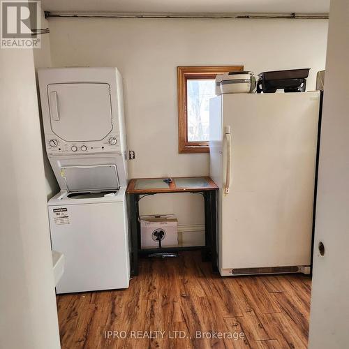 19 Bridge Street W, Greater Napanee, ON - Indoor Photo Showing Laundry Room