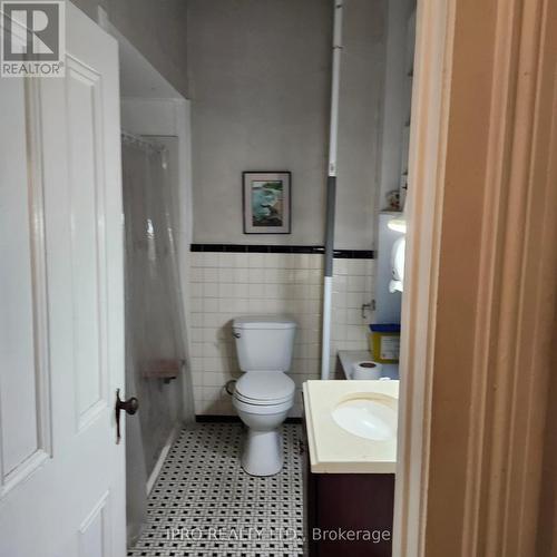 19 Bridge Street W, Greater Napanee, ON - Indoor Photo Showing Bathroom