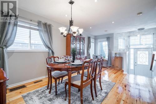 128 Riley Street, Hamilton, ON - Indoor Photo Showing Dining Room