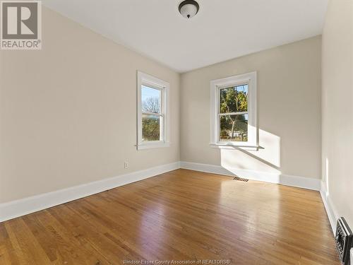 281-283 Moy Avenue, Windsor, ON - Indoor Photo Showing Other Room