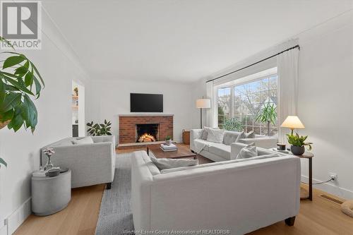 2006 Amiens Avenue, Windsor, ON - Indoor Photo Showing Living Room With Fireplace