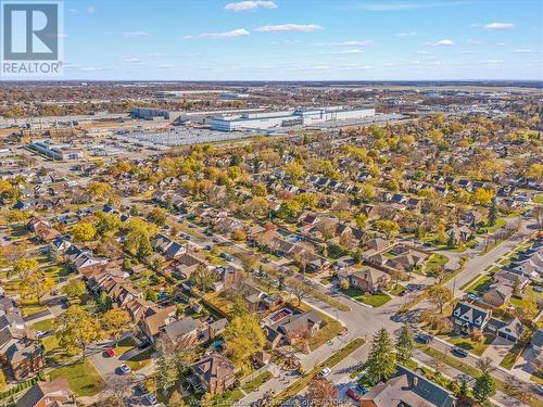 2006 Amiens Avenue, Windsor, ON - Outdoor With View