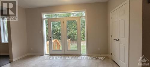 82 Green Ash Avenue, Ottawa, ON - Indoor Photo Showing Other Room