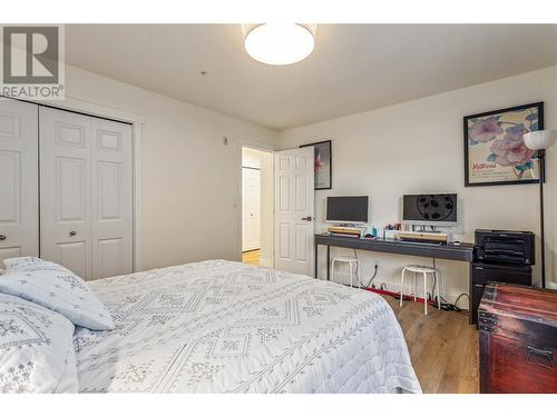 1967 Underhill Street Unit# 307, Kelowna, BC - Indoor Photo Showing Bedroom