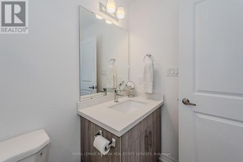 37 - 120 Court Drive, Brant, ON - Indoor Photo Showing Bathroom