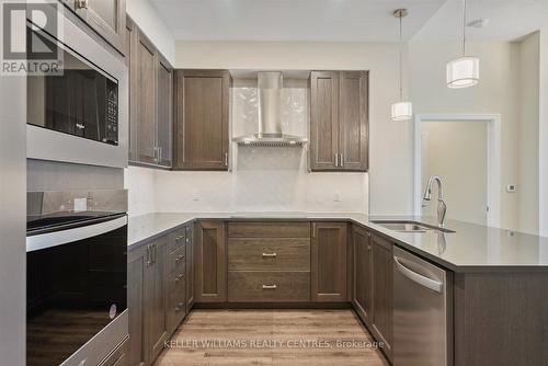 716 - 460 William Graham Drive, Aurora, ON - Indoor Photo Showing Kitchen