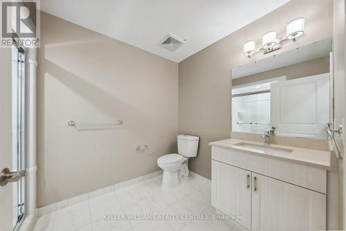 202 - 460 William Graham Drive, Aurora, ON - Indoor Photo Showing Bathroom