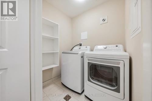 202 - 460 William Graham Drive, Aurora, ON - Indoor Photo Showing Laundry Room