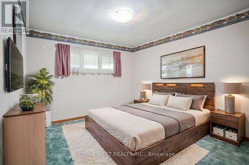 705 Glenforest Street, Oshawa, ON - Indoor Photo Showing Bedroom