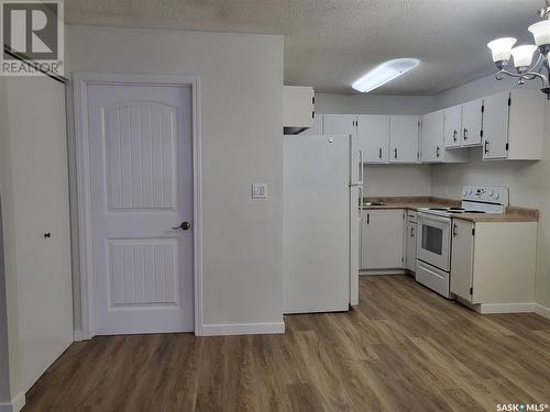 207 517 Albert Street, Estevan, SK - Indoor Photo Showing Kitchen