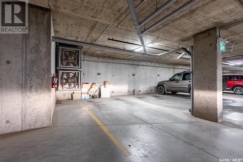 316 915 Kristjanson Road, Saskatoon, SK - Indoor Photo Showing Garage