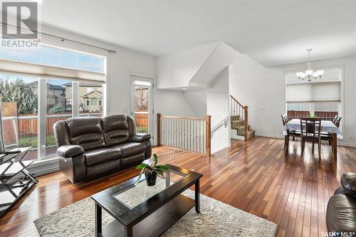 319 Stensrud Road, Saskatoon, SK - Indoor Photo Showing Living Room