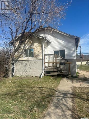 1822 22Nd Street W, Saskatoon, SK - Outdoor