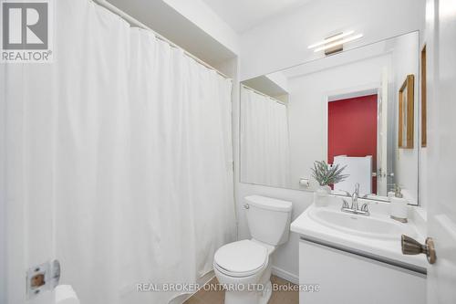 8 - 66 Boultbee Avenue, Toronto, ON - Indoor Photo Showing Bathroom