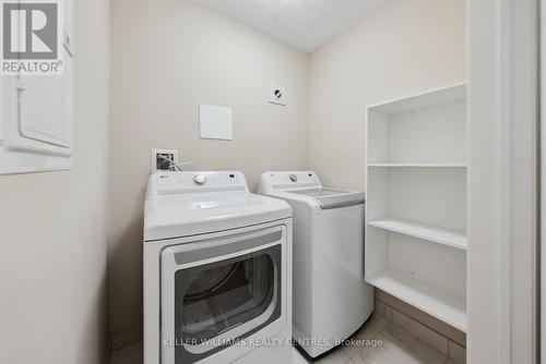 515 - 460 William Graham Drive, Aurora, ON - Indoor Photo Showing Laundry Room