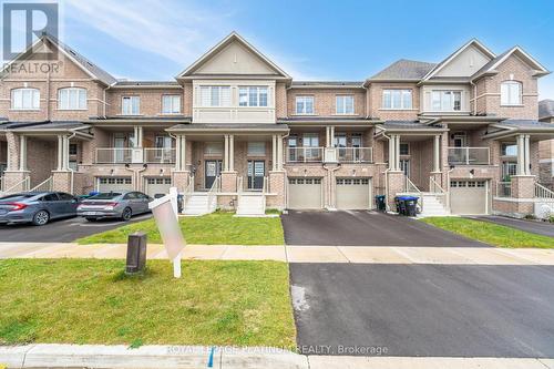 2199 Grainger Loop, Innisfil, ON - Outdoor With Facade