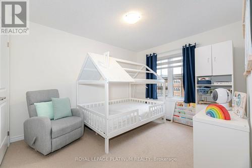 2199 Grainger Loop, Innisfil, ON - Indoor Photo Showing Bedroom