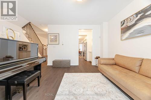 2199 Grainger Loop, Innisfil, ON - Indoor Photo Showing Other Room