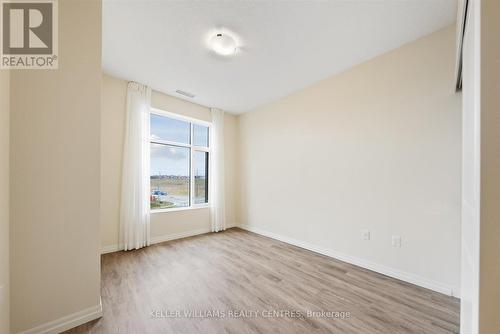 702 - 460 William Graham Drive, Aurora, ON - Indoor Photo Showing Other Room