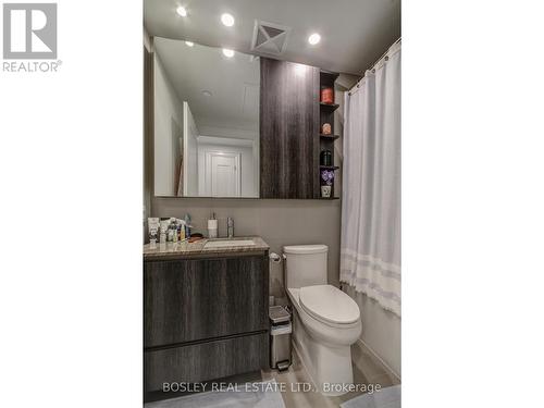 702 - 21 Park Street E, Mississauga, ON - Indoor Photo Showing Bathroom