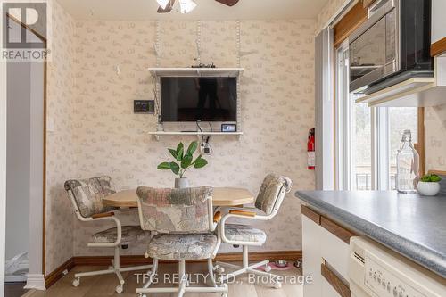 129 Bell Drive, Whitby (Lynde Creek), ON - Indoor Photo Showing Dining Room