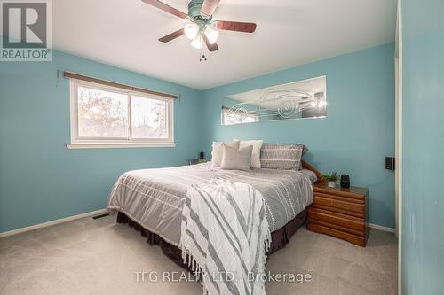 129 Bell Drive, Whitby (Lynde Creek), ON - Indoor Photo Showing Bedroom