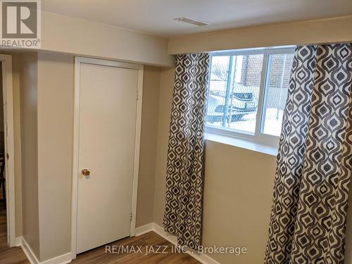 110 Cabot Street, Oshawa (Vanier), ON - Indoor Photo Showing Other Room