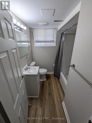 110 Cabot Street, Oshawa (Vanier), ON - Indoor Photo Showing Laundry Room