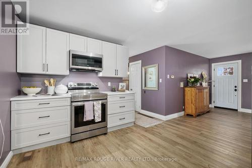 11557 County 2 Road, Alnwick/Haldimand (Grafton), ON - Indoor Photo Showing Kitchen