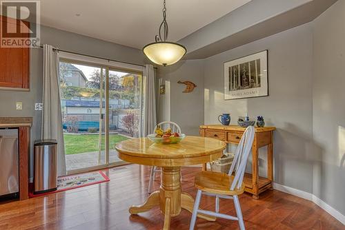 211 Foster Way, Williams Lake, BC - Indoor Photo Showing Dining Room