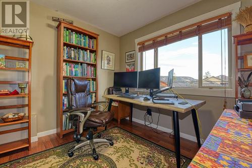 211 Foster Way, Williams Lake, BC - Indoor Photo Showing Office